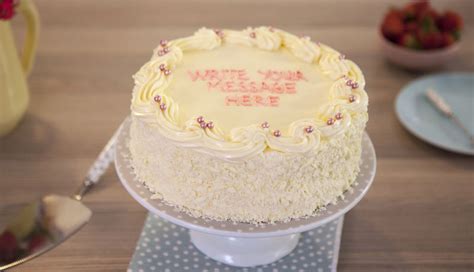 Vanilla Birthday Cake Recipe | Easy Cakes | Betty Crocker