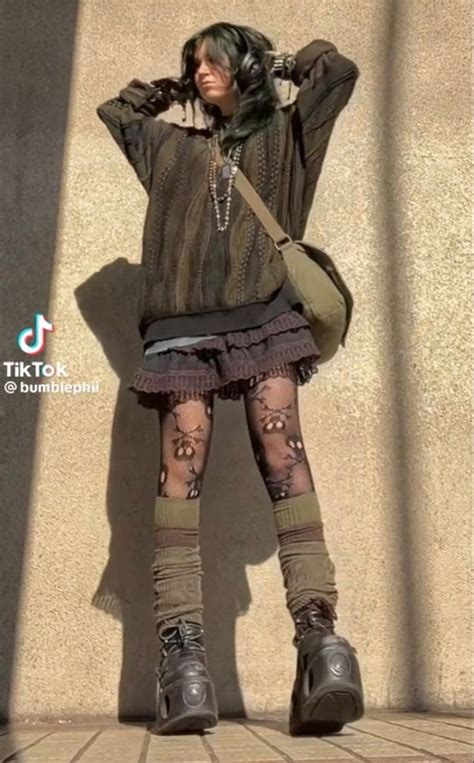 Fairy Grunge Outfit, Grunge Punk Outfits, Grunge Layered Outfits, Green ...