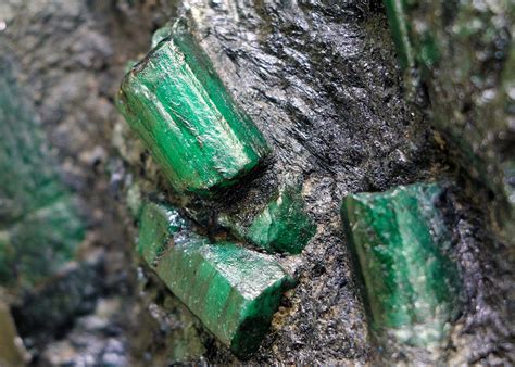 Priceless Giant Emerald Rock Discovered in Brazilian Mine - InsideHook