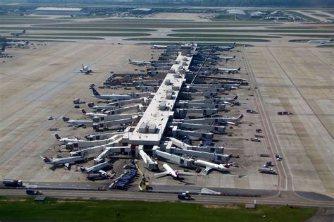 Hartsfield–Jackson Atlanta International Airport - Atlanta’s Main ...