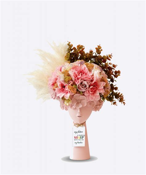 Teacher's Day Flower Arrangement | Labelle