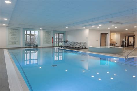 The Doubletree By Hilton Cambridge Belfry - Book Spa Breaks, Days ...