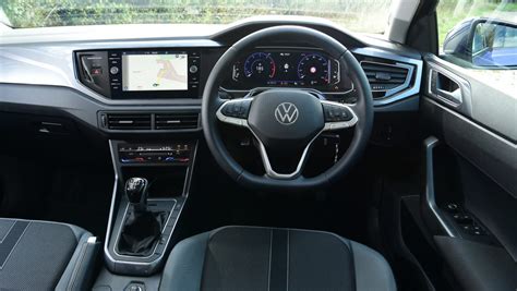 Volkswagen Polo hatchback - Interior & comfort | Carbuyer