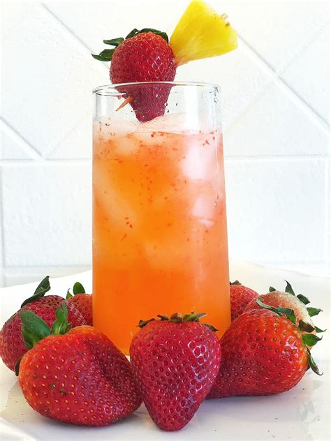 Strawberry Lemonade Mocktail Recipe - Sippy Cup Mom