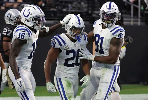 Projecting the Colts’ 2023 starting offense after…