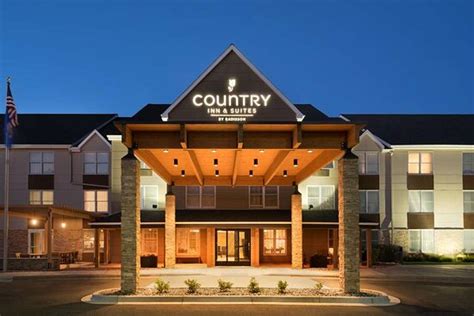 COUNTRY INN & SUITES BY RADISSON, MINNEAPOLIS WEST, MN $88 ($̶1̶5̶4̶ ...