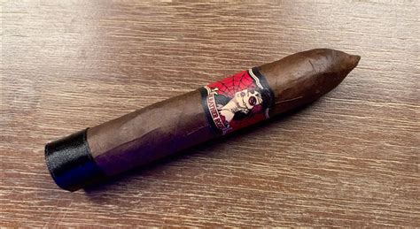 Drew Estate Deadwood Leather Rose Cigar Review – Cigars Daily Plus