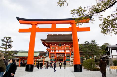 Let’s Go Shrine Hopping! 5 Famous Shinto Shrines in Japan You Must Visit