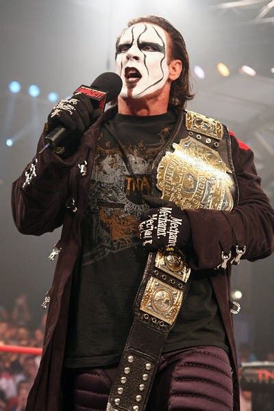 Entrevista a "The Icon" Sting | WWE Online: TLC 2011