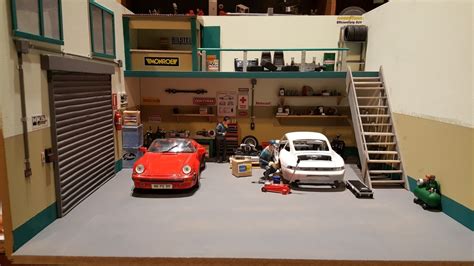 1 18 Garage Diorama