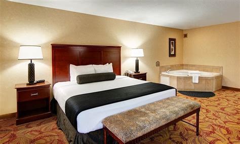 THE GRAND HOTEL IN SALEM - Hotel Reviews, Photos, Rate Comparison ...