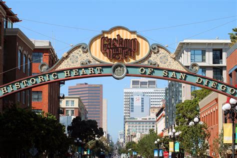 Ultimate Guide to The Gaslamp Quarter San Diego