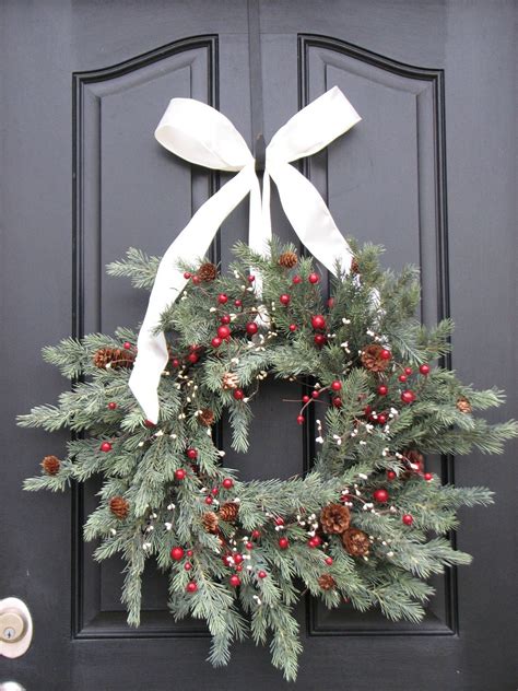 30 Beautiful And Creative Handmade Christmas Wreaths - Style Motivation