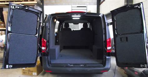 Mercedes Vito - This van was ply lined, carpeted and had a half height ...