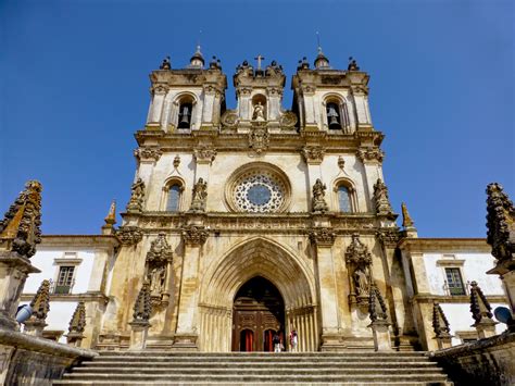 Monasterio de Alcobaca. Don Pedro y doña Inés de Castro, el amor que ...