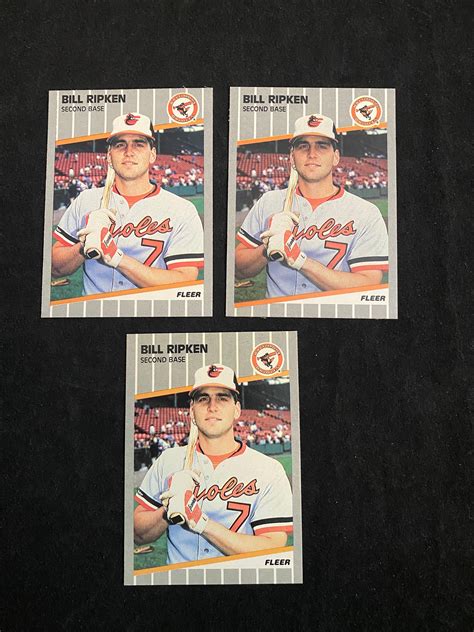 Lot - (Mint) 1989 Fleer Baseball Billy Ripken Error -Blacked Out #616 ...