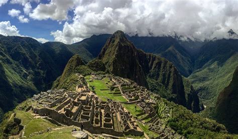 A Complete Guide on Hiking the Inca Trail in 2023