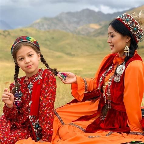 Kazakh girls in 2020 | Fashion history, Traditional outfits ...