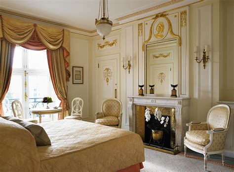 5 star The Ritz London iconic luxury hotel for $474 - The Travel ...