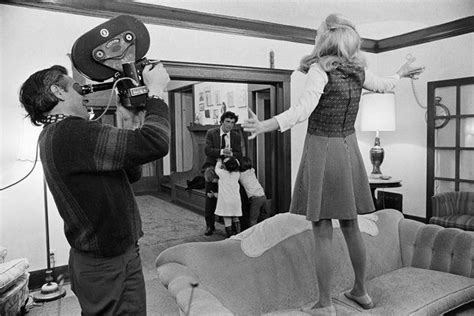 A Woman Under the Influence (1974) » ShotOnWhat? Behind the Scenes