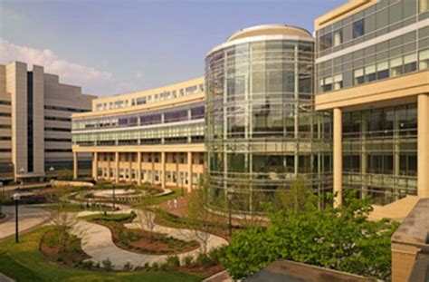 Photos: A Tour of the Best Hospitals 2012-2013