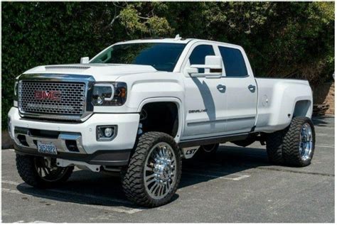 well modified 2016 GMC Sierra K3500 DENALI pickup for sale