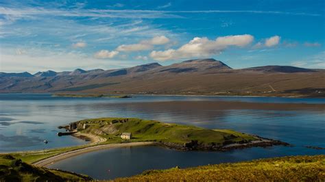 Loch Eriboll | Loch Eriboll overlooking Ard Neackie | Ken Eden | Flickr