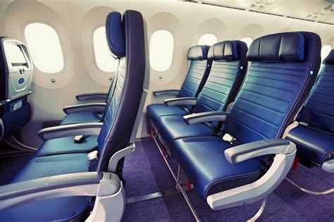 Window Or Aisle? Science Says Window Seat Passengers Are Selfish ...