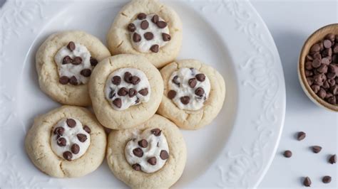 Cannoli Thumbprint Cookies Recipe