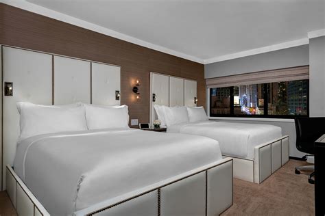 The Manhattan at Times Square Hotel | FIND HOTELS NYC