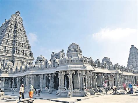 Yadagirigutta Temple Timings - Yadadri, Entry Ticket Price, Address