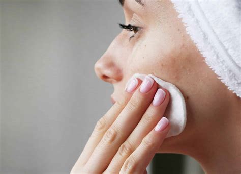 Post-Acne Hyperpigmentation Causes and Treatment | RealSelf News