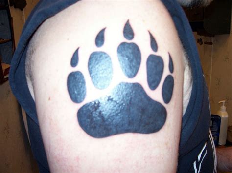 Bear Paw Tattoos Designs, Ideas and Meaning | Tattoos For You