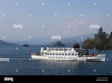 tour boat on Lake Windermere, Lake district Stock Photo - Alamy