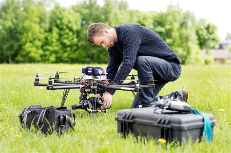 Piloto de drones: una profesión con mucha demanda en el futuro ...