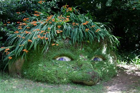 Amazing living sculptures in this English garden change with the ...