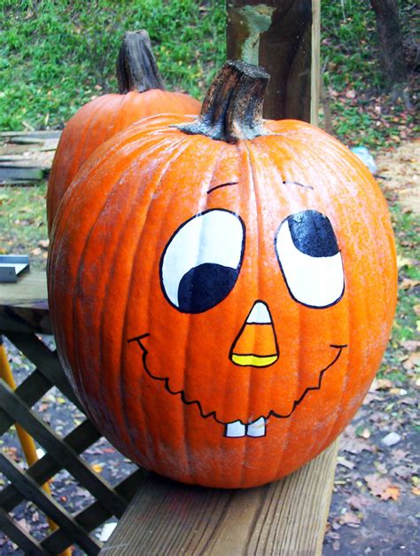 Silly pumpkin | Halloween pumpkin crafts, Silly pumpkin faces, Creative ...