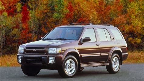 The Infiniti QX4 Was the Brand's First Foray Into Luxury SUVs