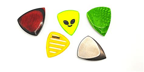 Different Guitar Pick Shapes Explained - Guitar Pick Reviews