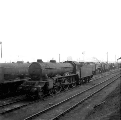 York 50A. | LNER Class B17 4-6-0 No 61661 SHEFFIELD WEDNESDA… | Flickr