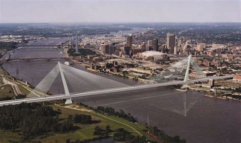 The initial proposed new Mississippi River Bridge. | Download ...