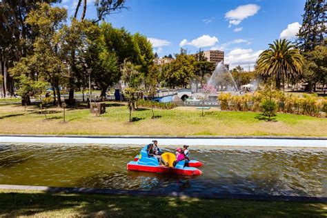 La Alameda Park in the Center of Quito Editorial Stock Image - Image of ...