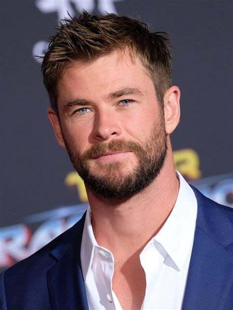 The most stylish Hollywood beards of all time | Chris hemsworth ...