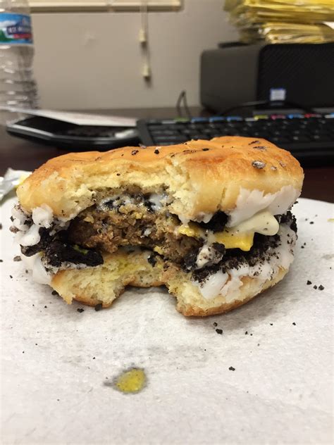 Oreo donut cheeseburger. Surprisingly edible : r/shittyfoodporn