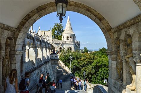 16 Best Sightseeing Attractions in Budapest For First Time Visitors