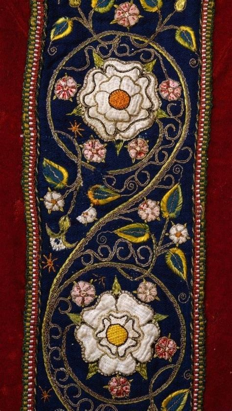 Medieval embroidery | Medieval embroidery, Embroidery inspiration ...