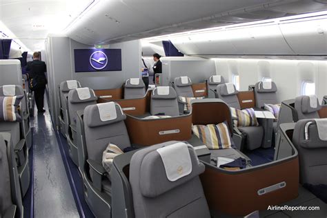 LUFTHANSA BOEING 747 8 BUSINESS CLASS SITZPLAN - Wroc?awski Informator ...