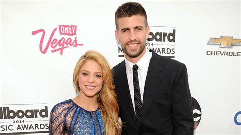 Why Shakira's Longtime Boyfriend Gerard Piqué Wasn't At The Super Bowl ...