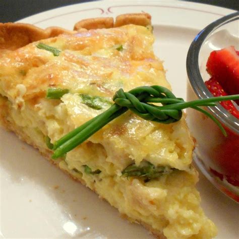 8 Asparagus Quiche Recipes That Are Full of Fresh Flavor