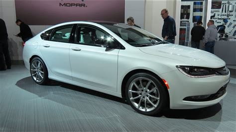 2015 Chrysler 200 Mopar Custom At The 2014 NAIAS Auto Show - YouTube